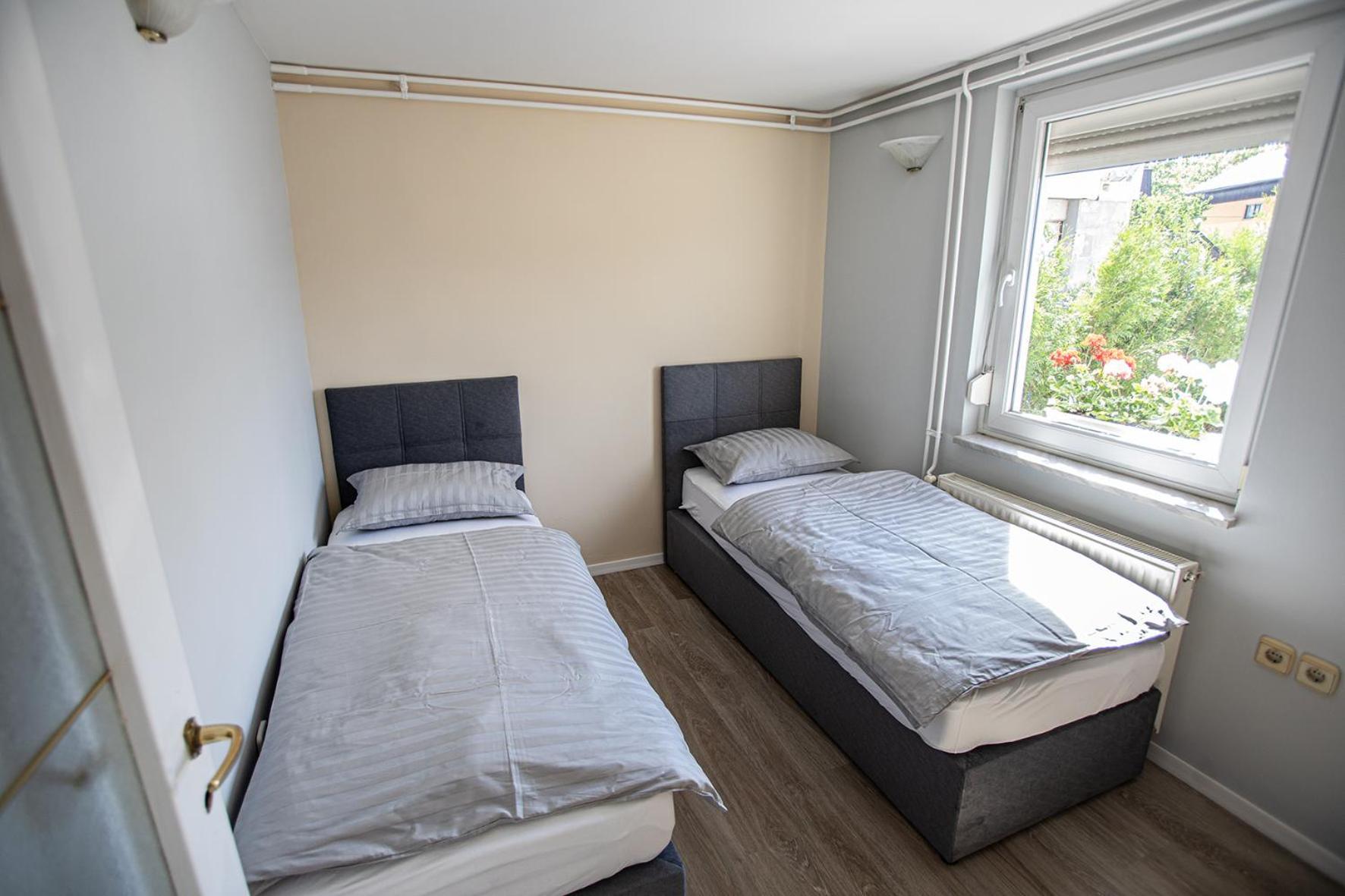 Bells Of - 3 Cosy Apartment