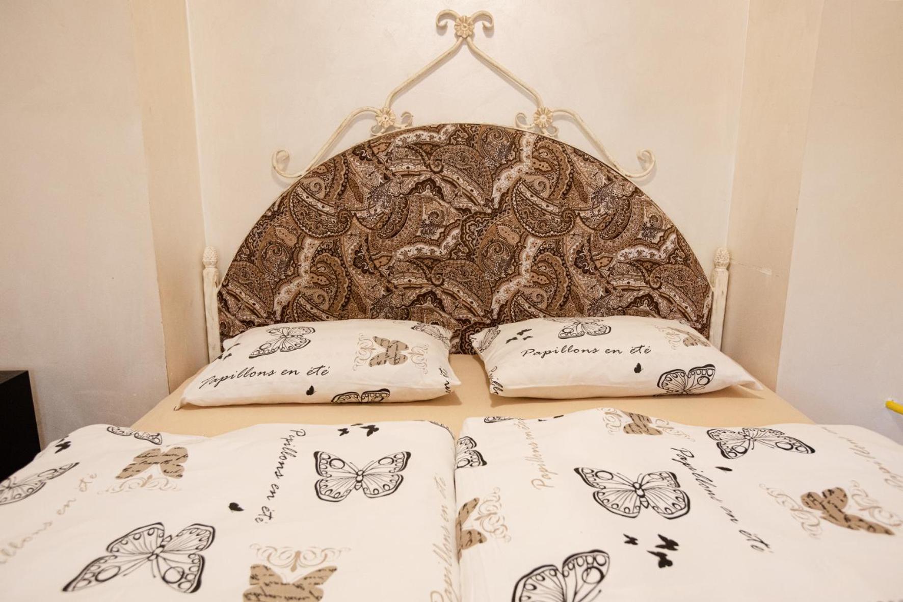 Bells Of - 3 Cosy *